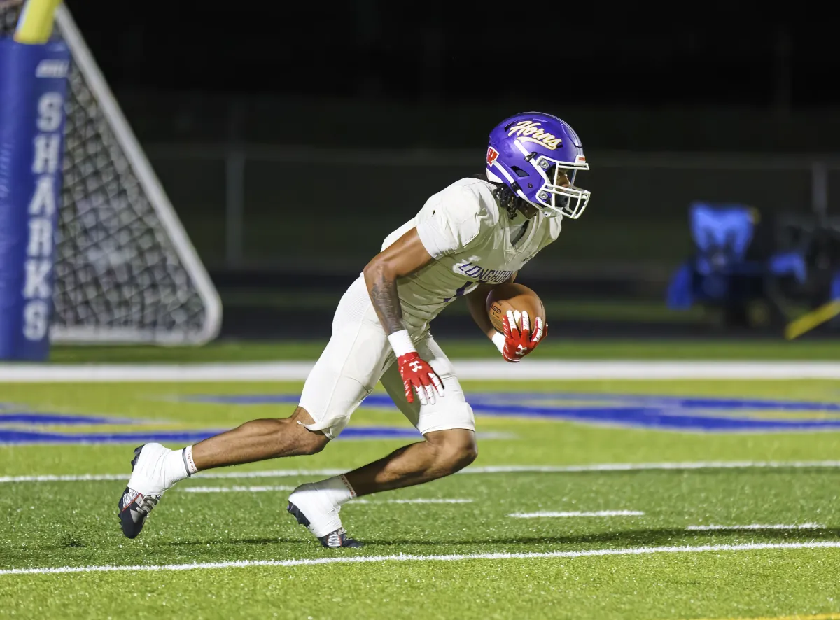 The Lennard Longhorns Complete Sweep of District Opponents With Win Over the Riverview Sharks