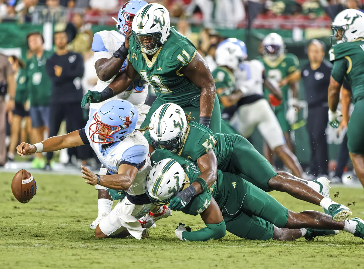 South Florida Bulls start 3-0 after home win over Delaware State