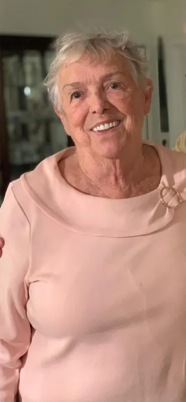Elsa G. Petursson