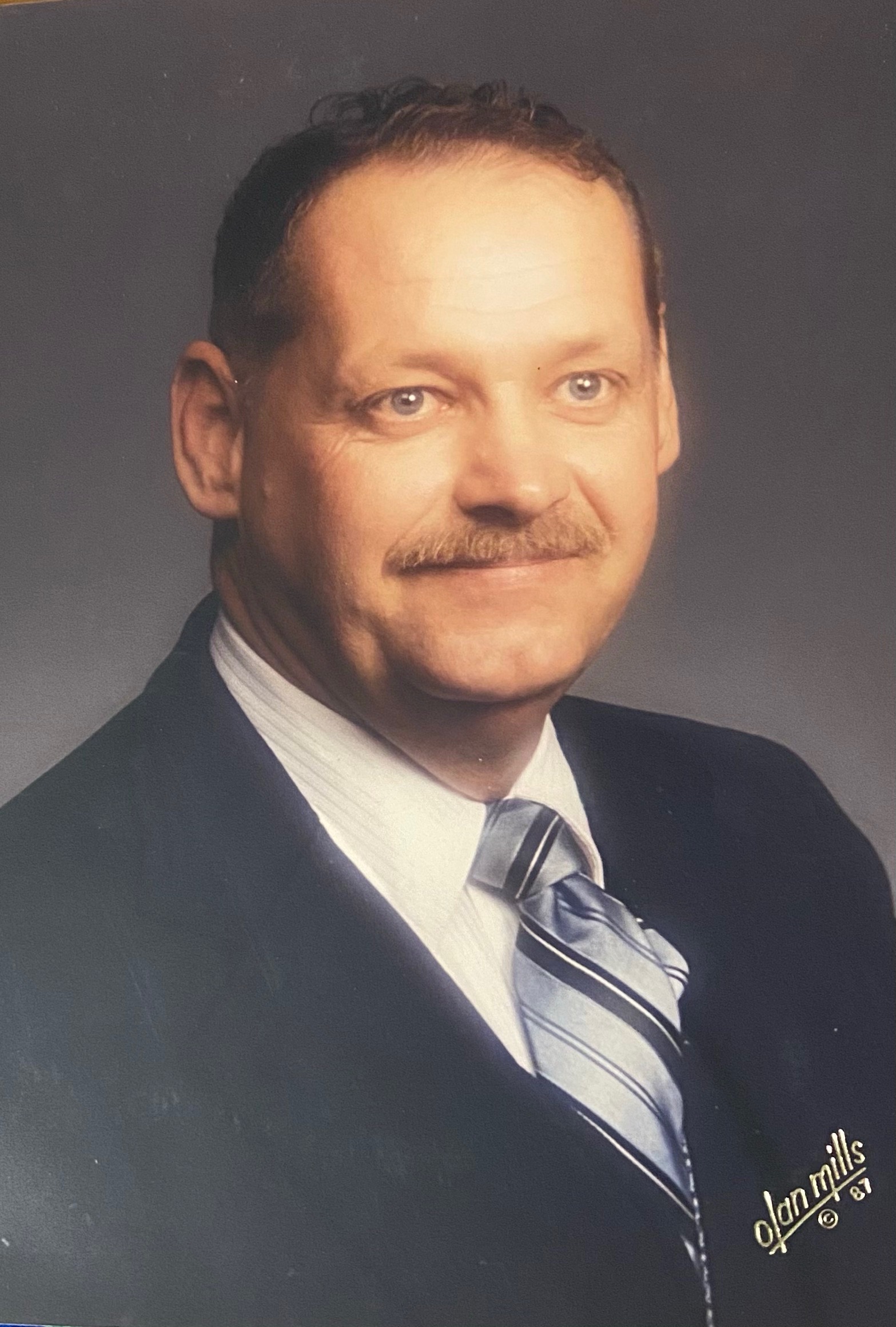 Leslie Carl Sprang