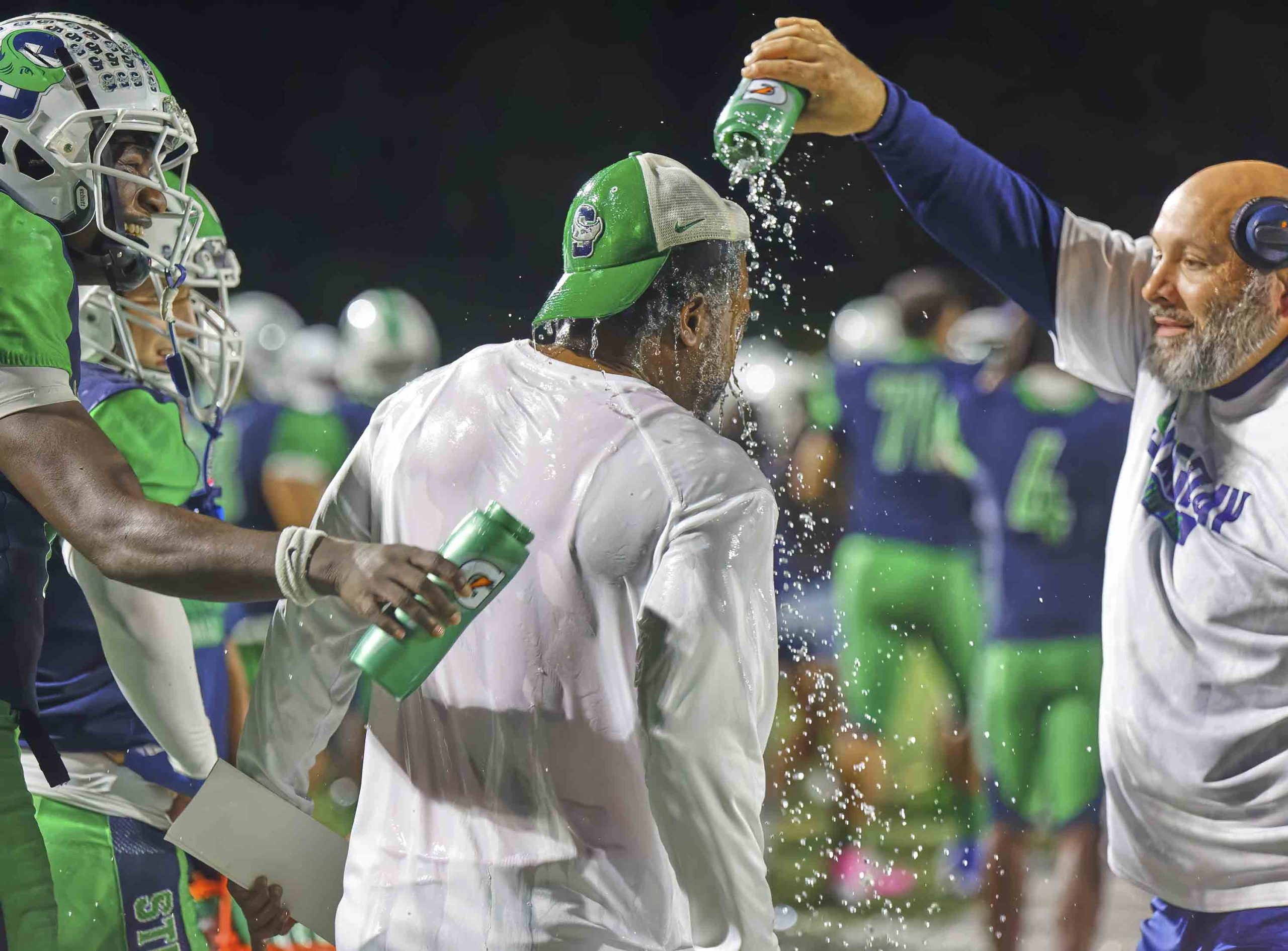 Stingrays capture district title